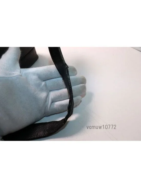 Chanel Caviar Leather Jumbo CC Logo Chain Shoulder Bag - Picture 9 of 9